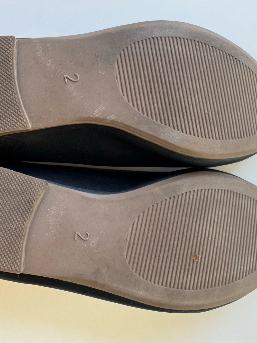 Amazon Kids Black Ballet Flats with Brown Insole girls size 2